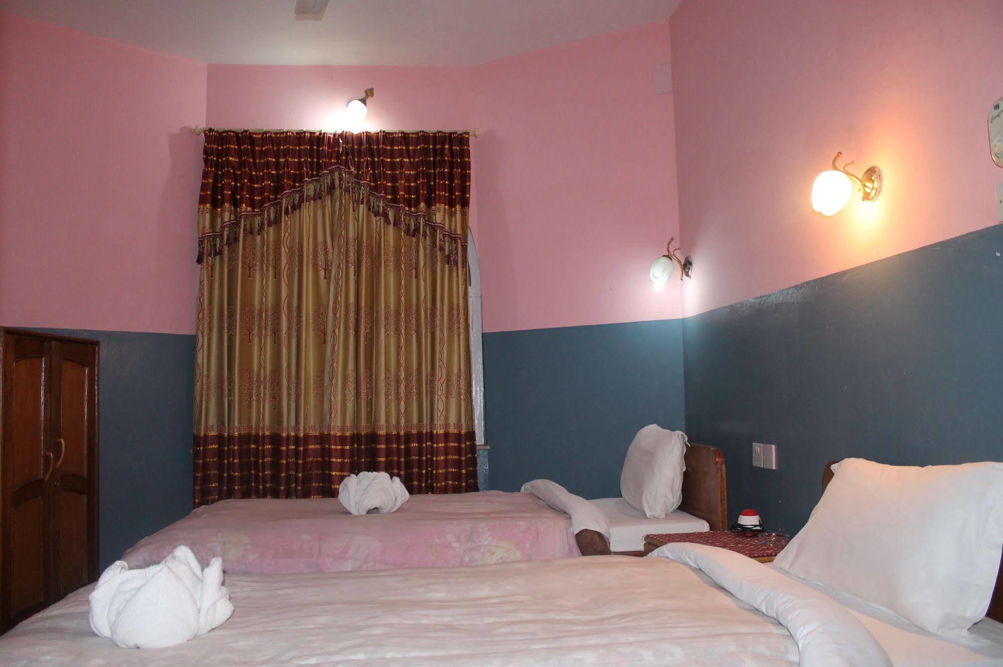 Hotel Fishtail Villa Pokhara Luaran gambar